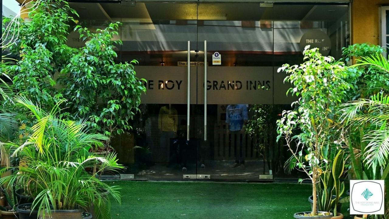 The Roy Grand Inns Bangalore Exterior foto